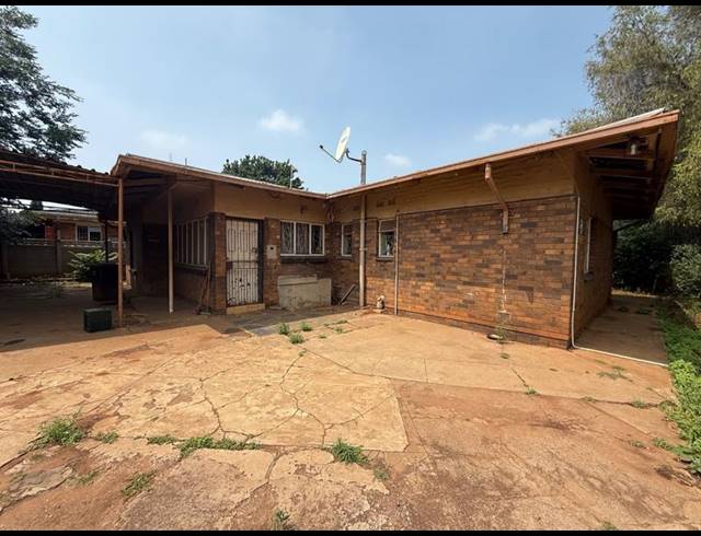 4 BEDROOM HOUSE FOR SALE IN VANDERBIJLPARK CW 2